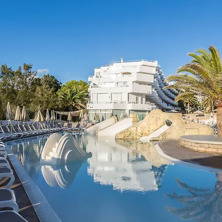 Hotel Fergus Style Cala Blanca 4*