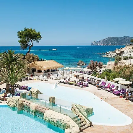 Fergus Style Cala Blanca Hotel