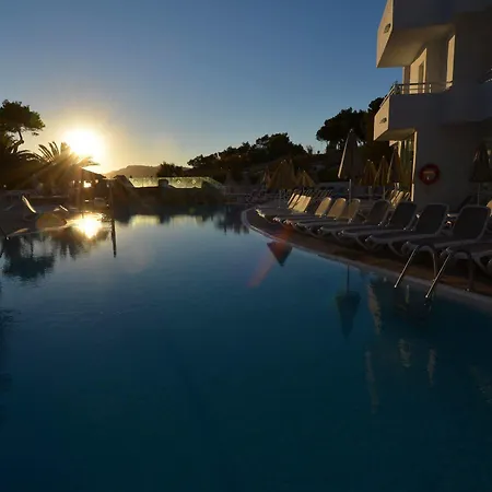 Fergus Style Cala Blanca Hotel 4*